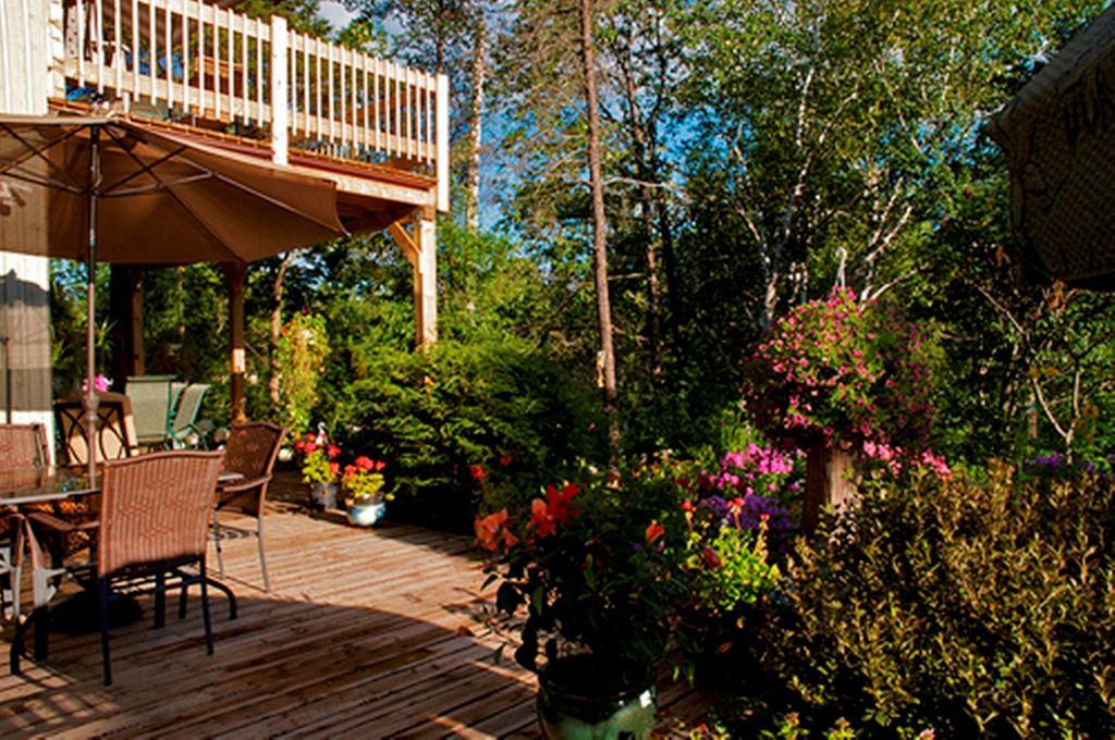 Gite Au Pied Du Courant De Gilbert Desjardins Mont-Laurier Buitenkant foto