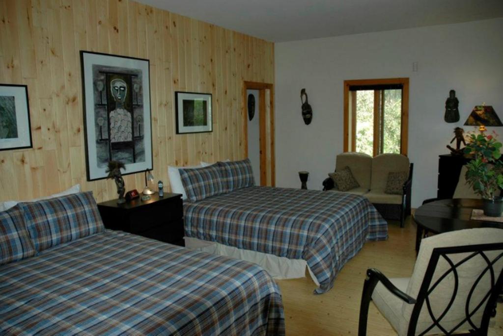 Gite Au Pied Du Courant De Gilbert Desjardins Mont-Laurier Kamer foto
