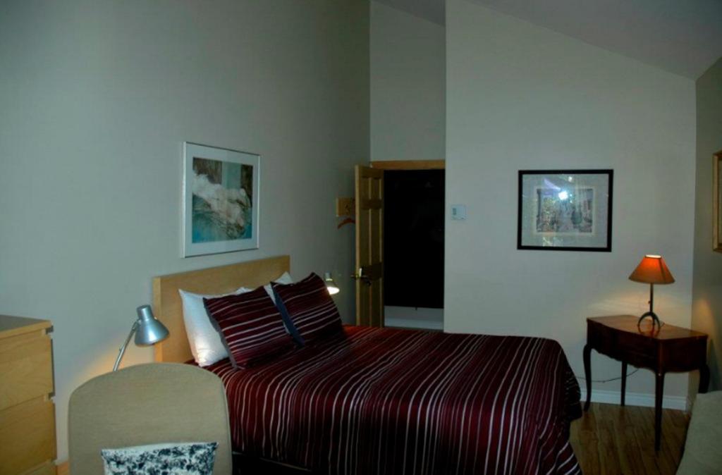 Gite Au Pied Du Courant De Gilbert Desjardins Mont-Laurier Kamer foto